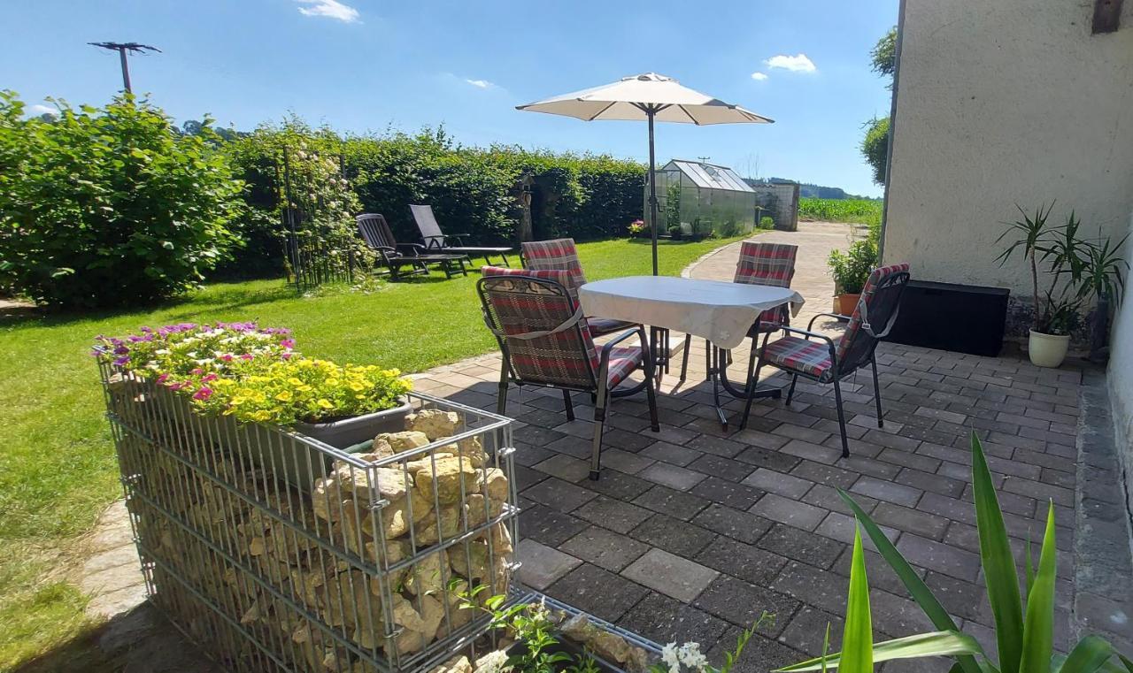 Ruhig gelegene Ferienwohnung mit gemütlichem Kamin Rotthalmuenster Exterior foto