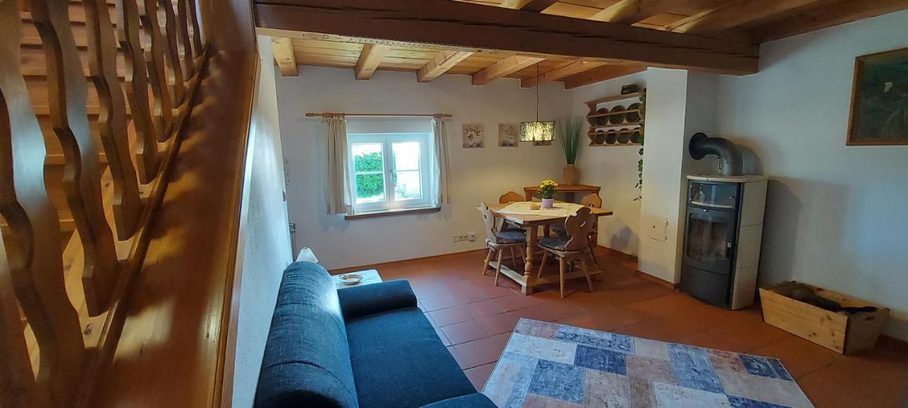 Ruhig gelegene Ferienwohnung mit gemütlichem Kamin Rotthalmuenster Exterior foto