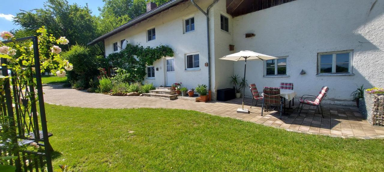 Ruhig gelegene Ferienwohnung mit gemütlichem Kamin Rotthalmuenster Exterior foto